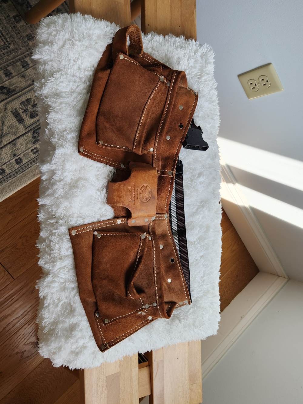 No 493X NICHOLAS Tan Leather Work Belt Patch